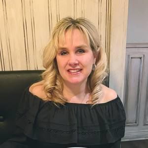 Meet your Posher, Traci